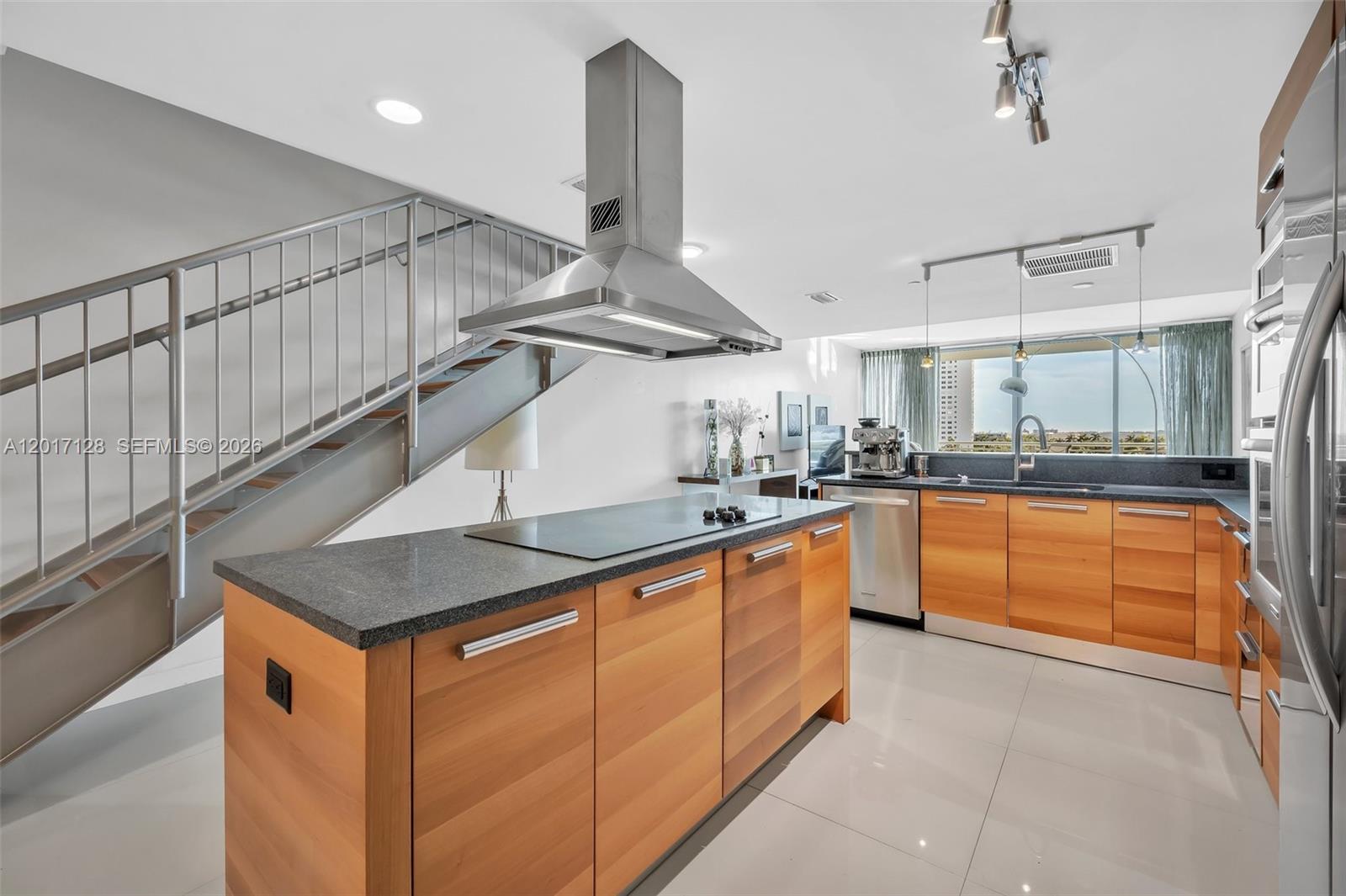 ARTECH RESIDENCES AT AVEN - Residential Lease