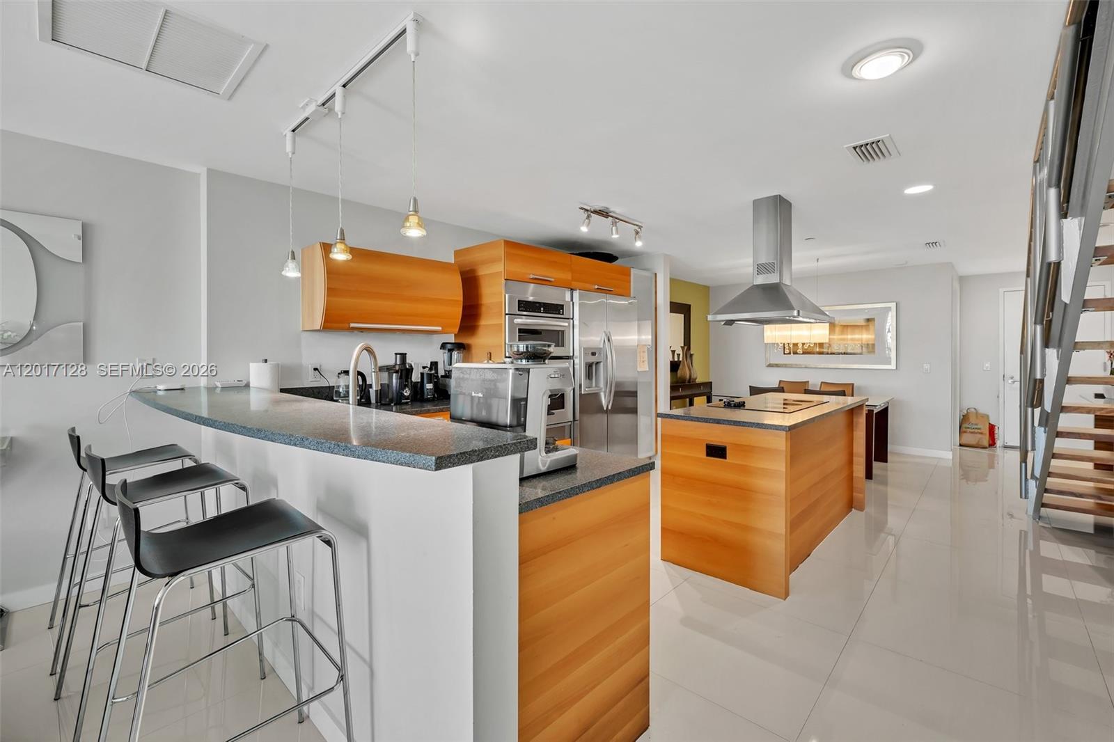 ARTECH RESIDENCES AT AVEN - Residential Lease