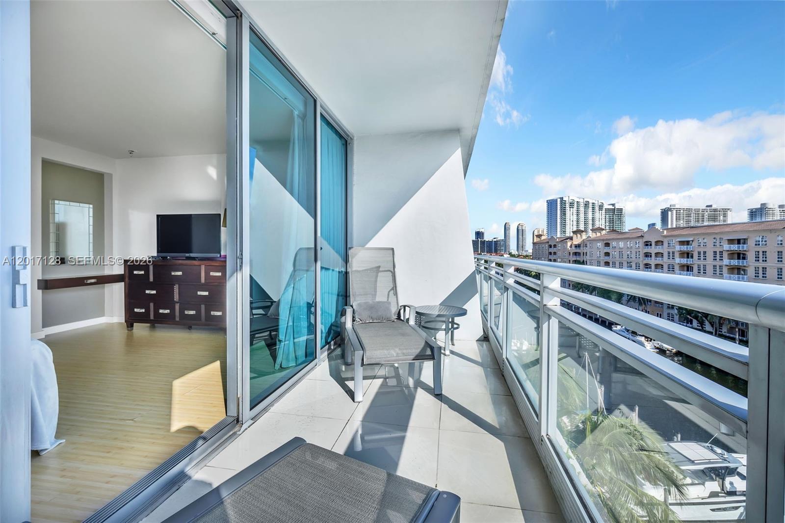 ARTECH RESIDENCES AT AVEN - Residential Lease