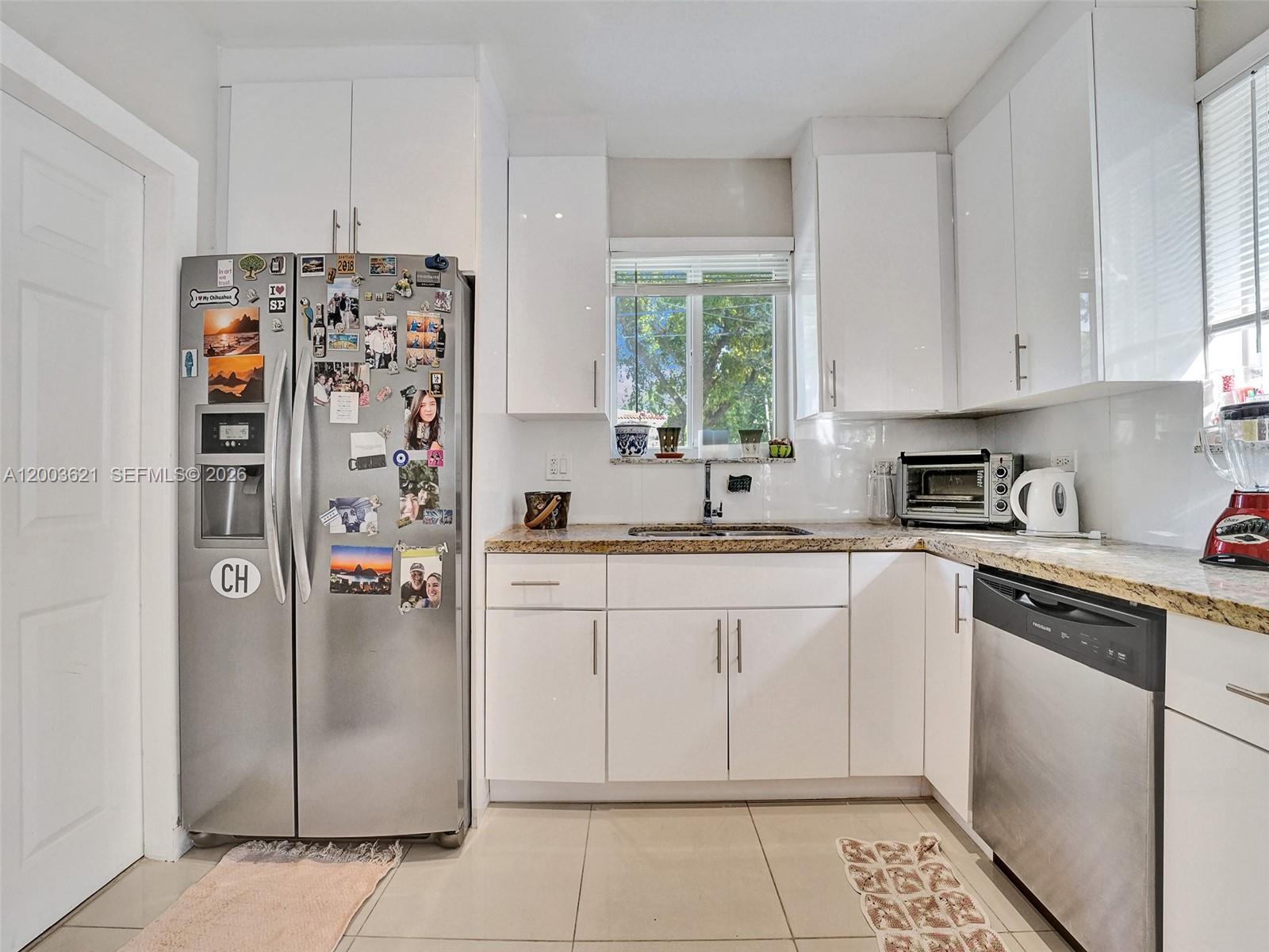 GRIFFING BISCAYNE PARK ES - Residential