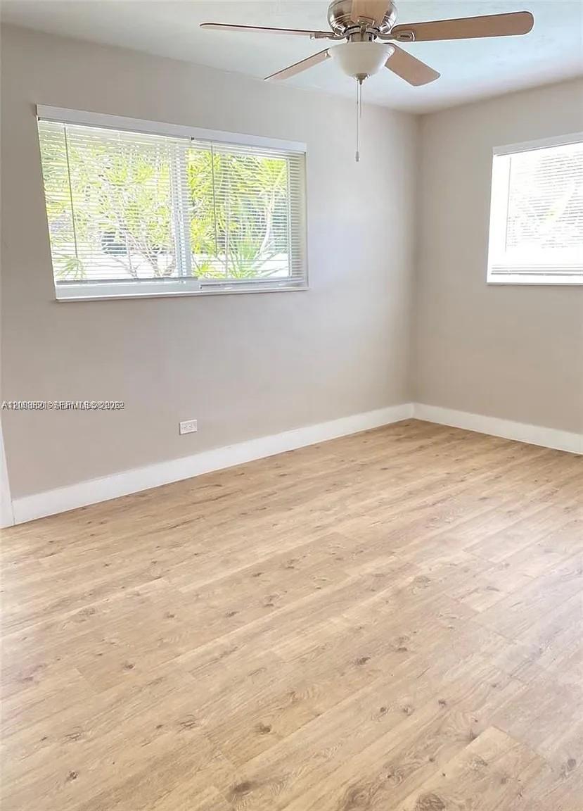 GRIFFING BISCAYNE PARK ES - Residential