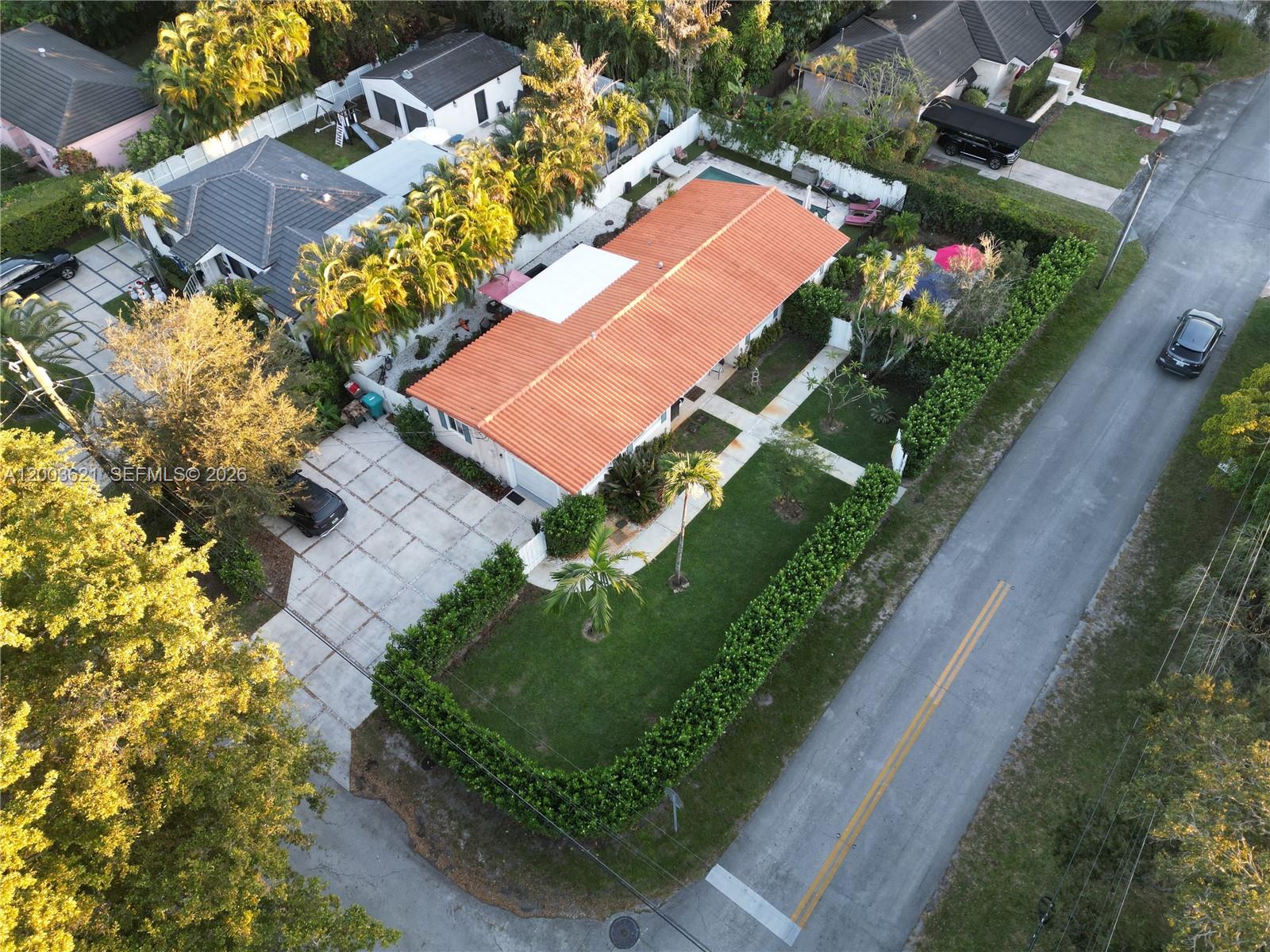 GRIFFING BISCAYNE PARK ES - Residential