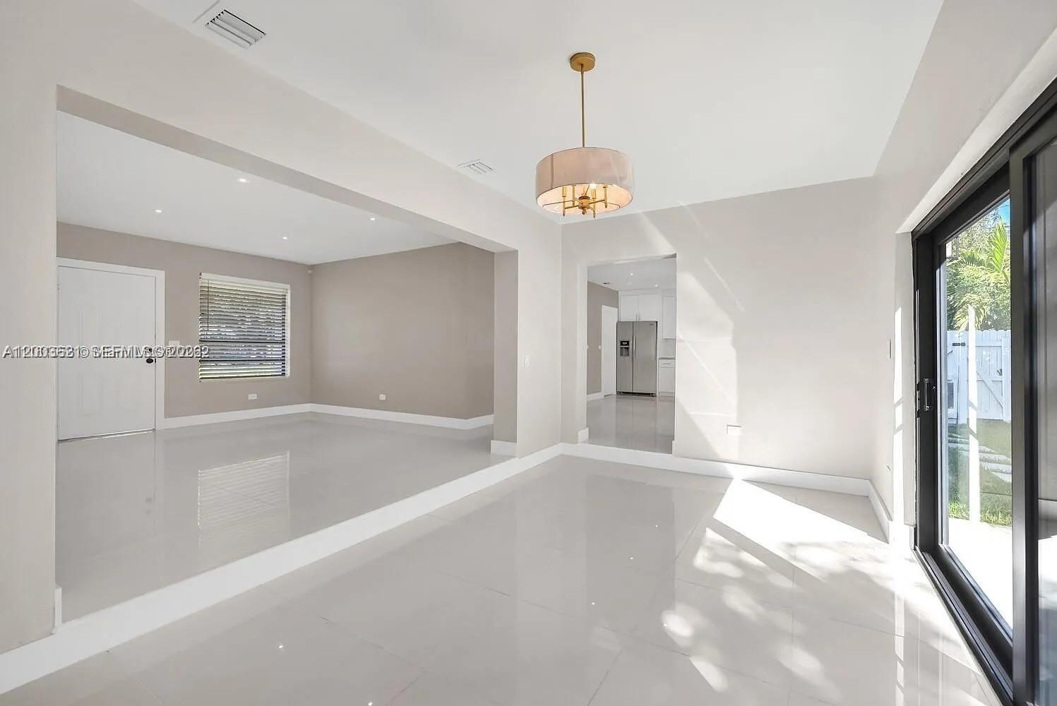 GRIFFING BISCAYNE PARK ES - Residential