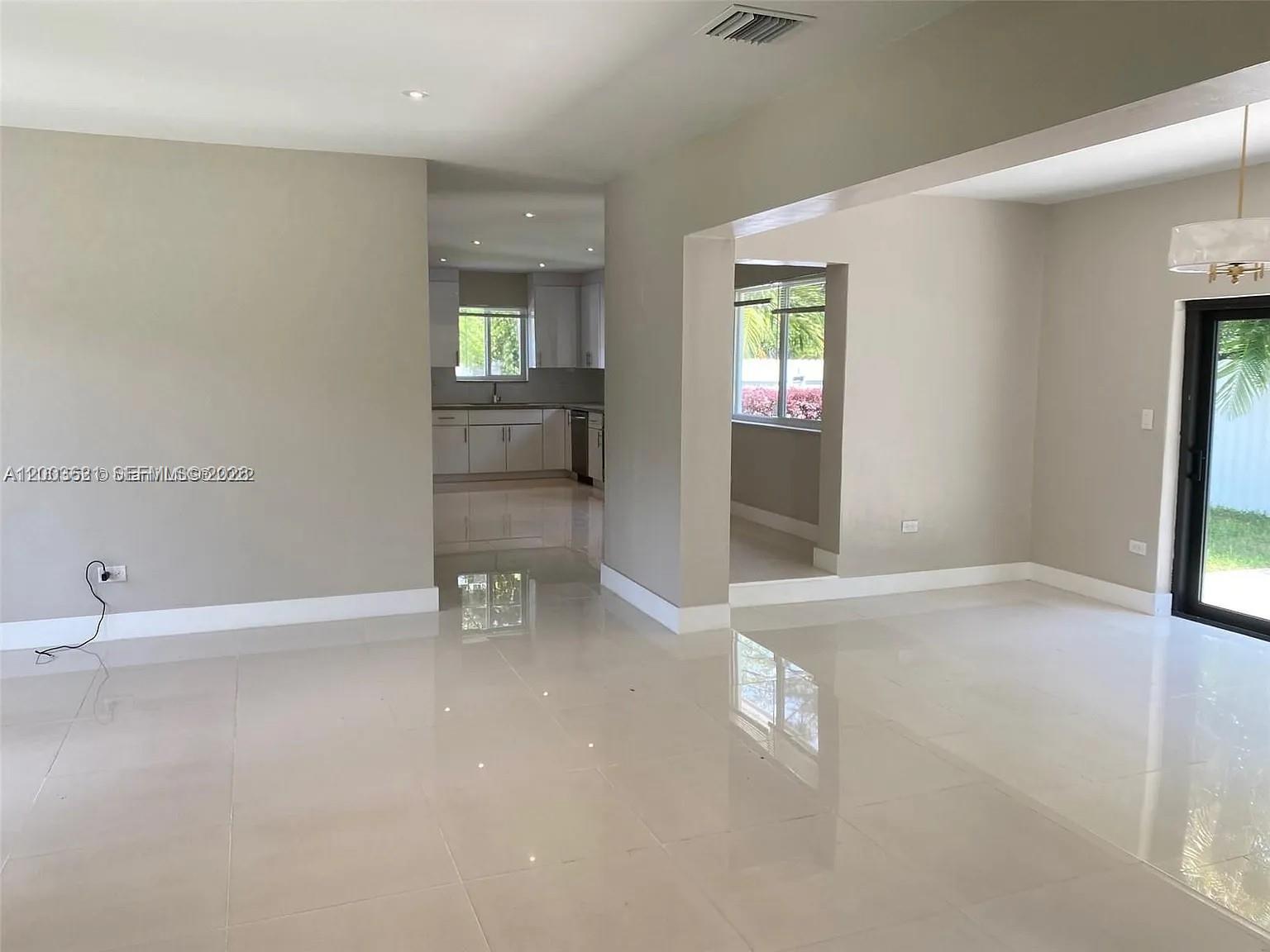 GRIFFING BISCAYNE PARK ES - Residential