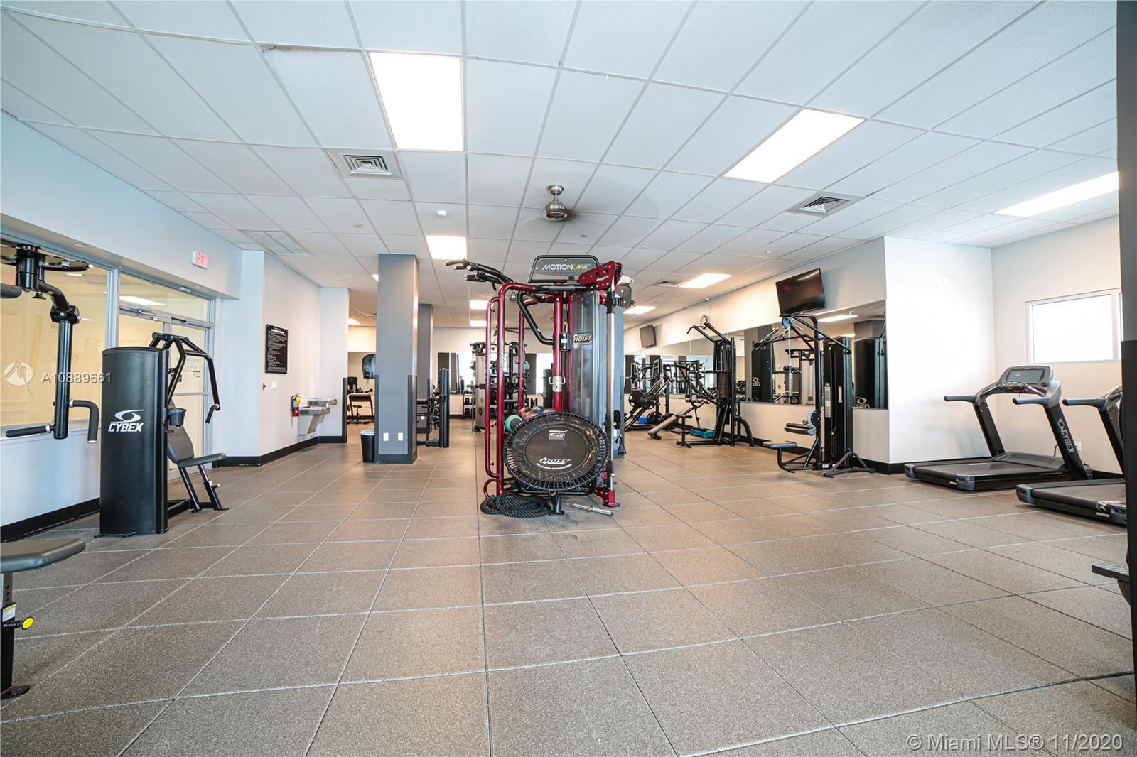 THE Wave Condo - Residential Lease