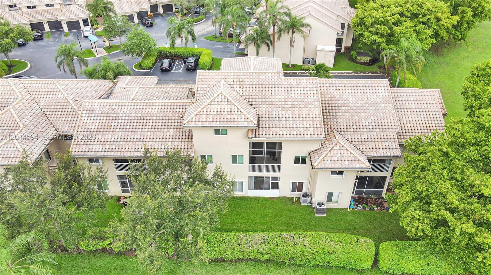 CALIFORNIA COURTS CONDO - Residential