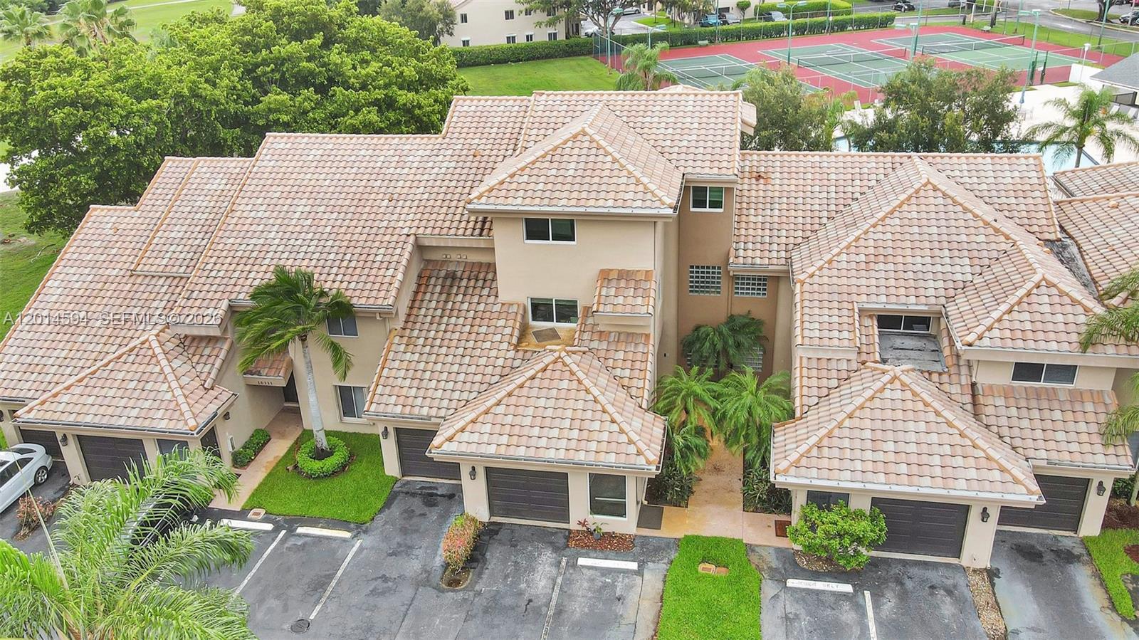 CALIFORNIA COURTS CONDO - Residential