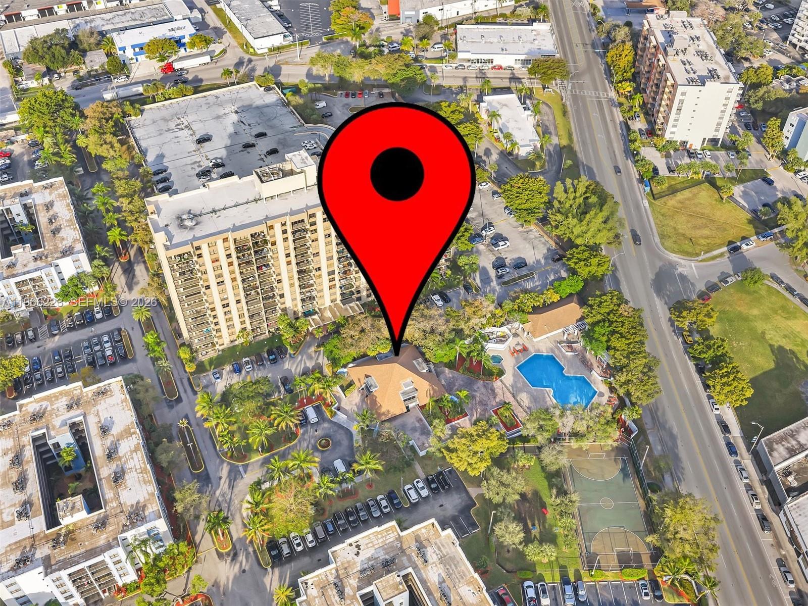 GREENWICH PH I CONDO - Residential