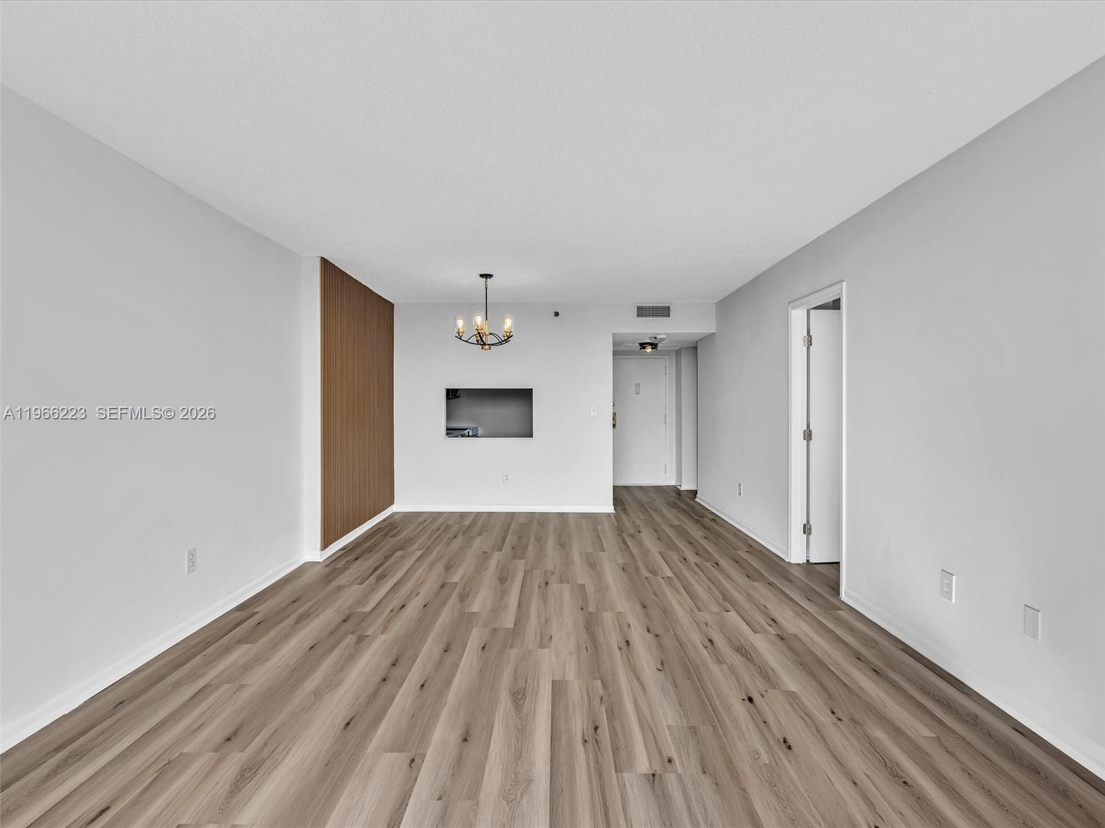 GREENWICH PH I CONDO - Residential