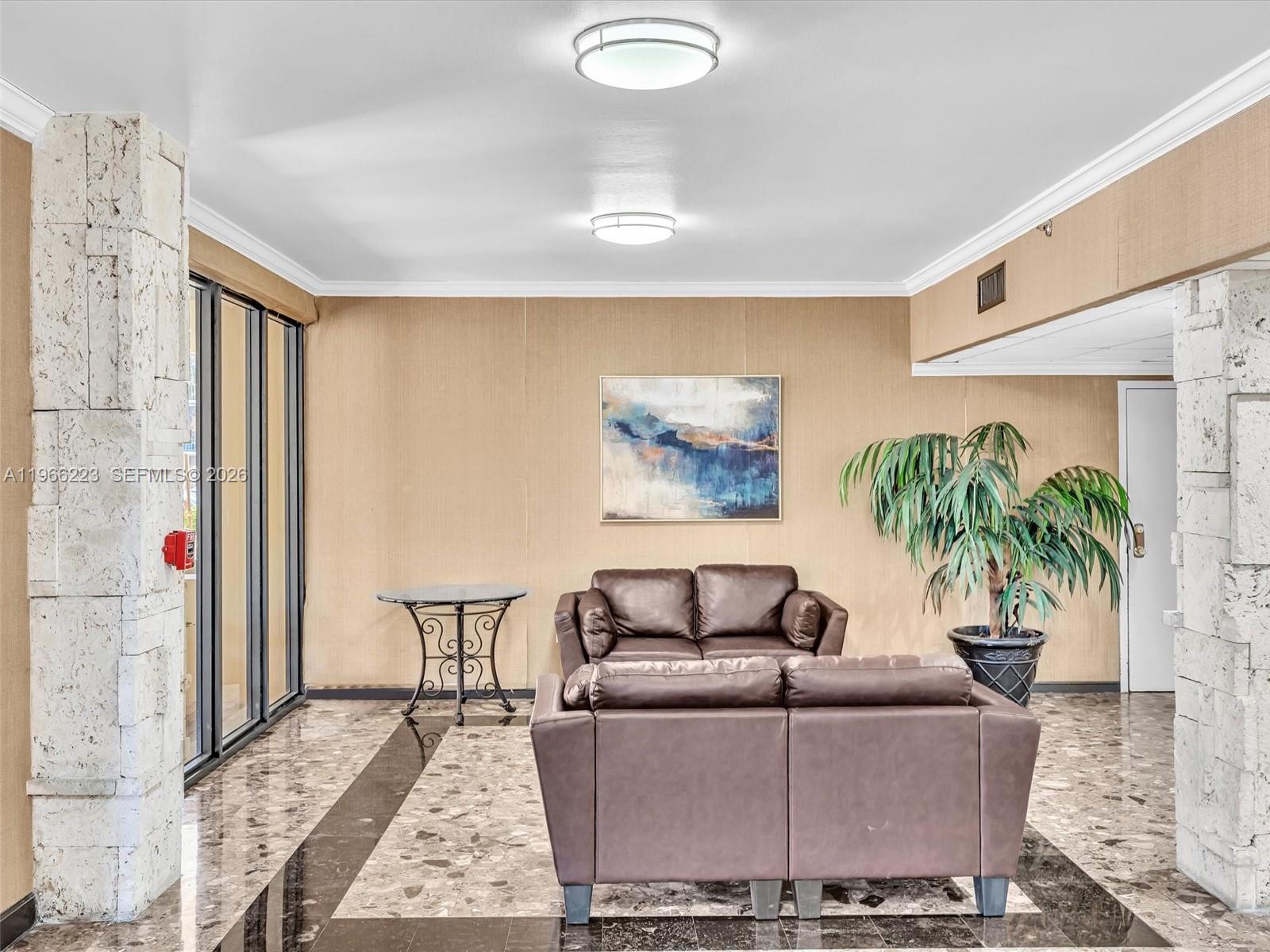 GREENWICH PH I CONDO - Residential