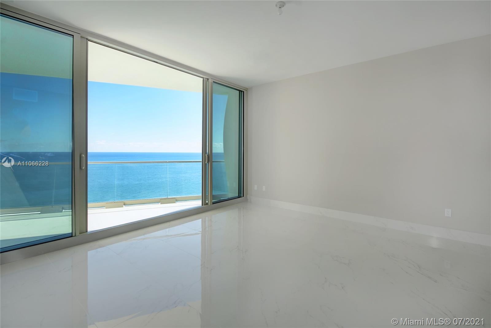 JADE SIGNATURE CONDO - Residential