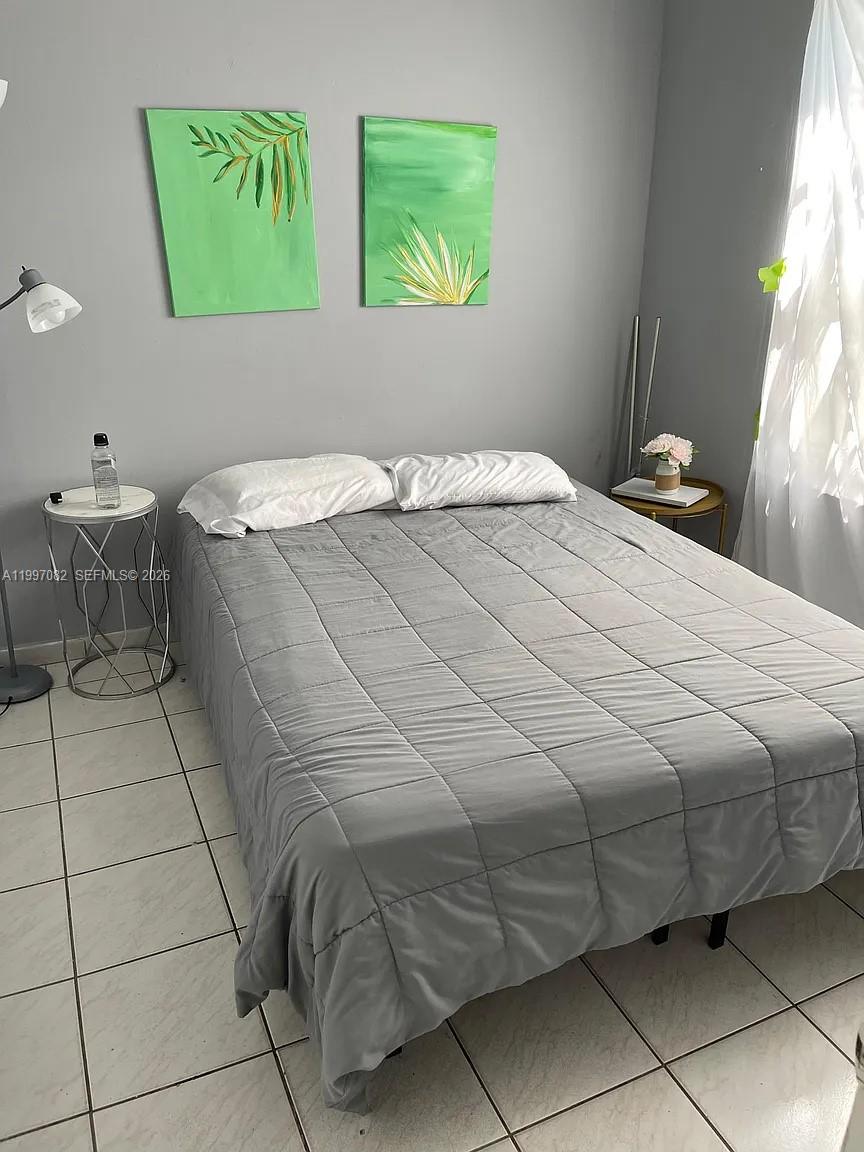 LAWRENCE EST LAND COS SUB - Residential Income