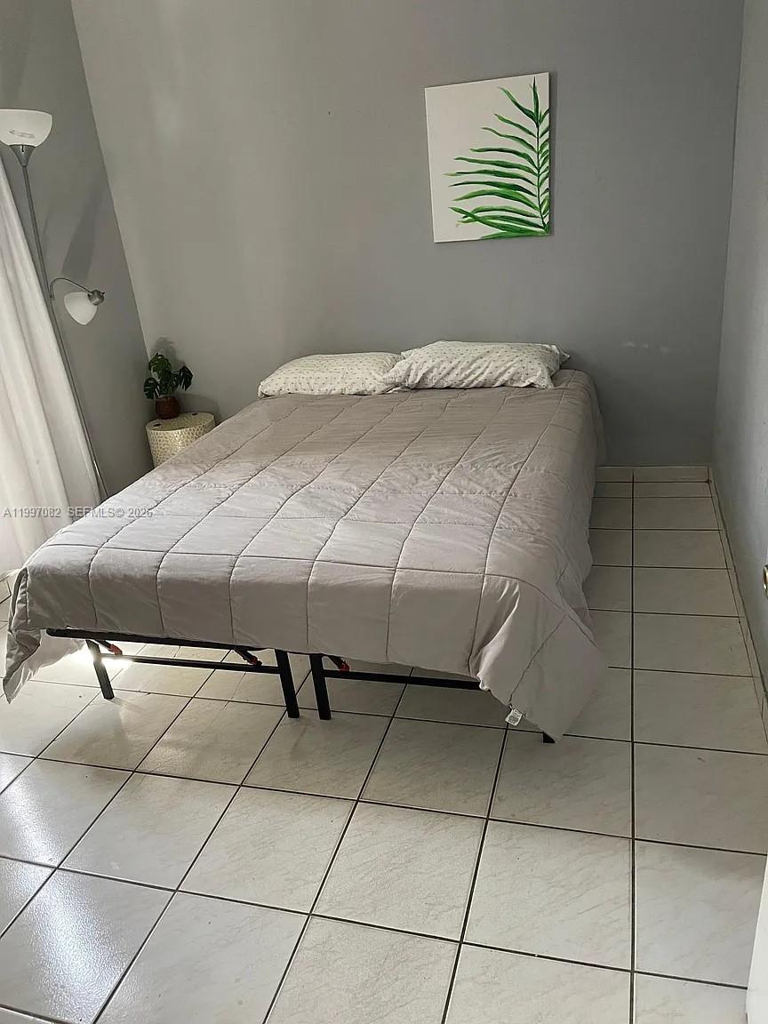 LAWRENCE EST LAND COS SUB - Residential Income