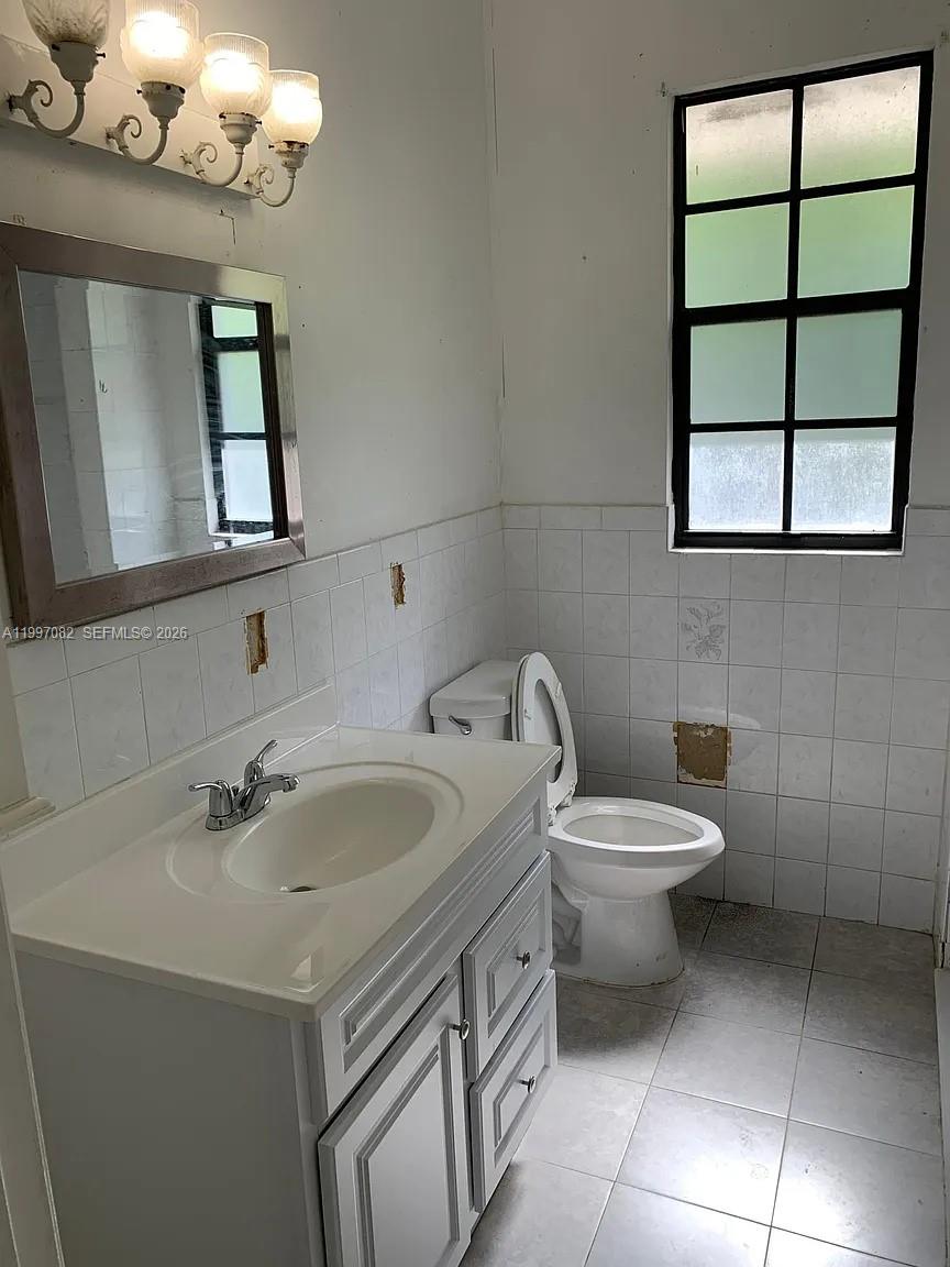 LAWRENCE EST LAND COS SUB - Residential Income