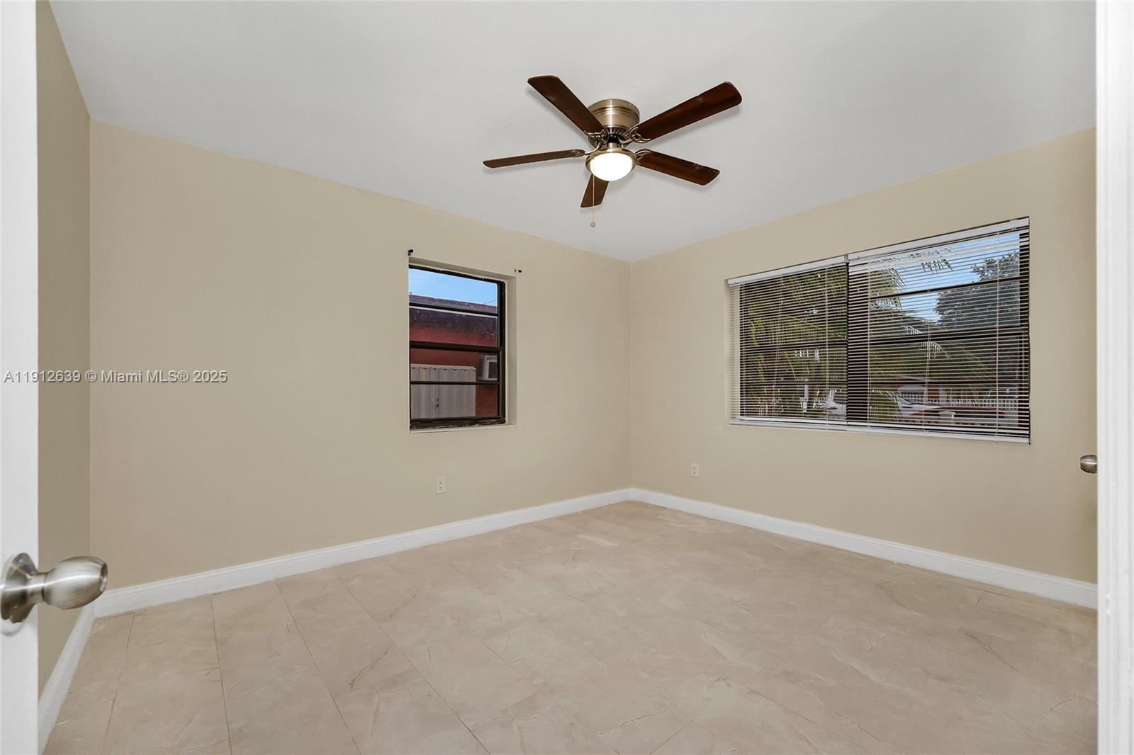 THE TROPICS AMD - Residential Lease