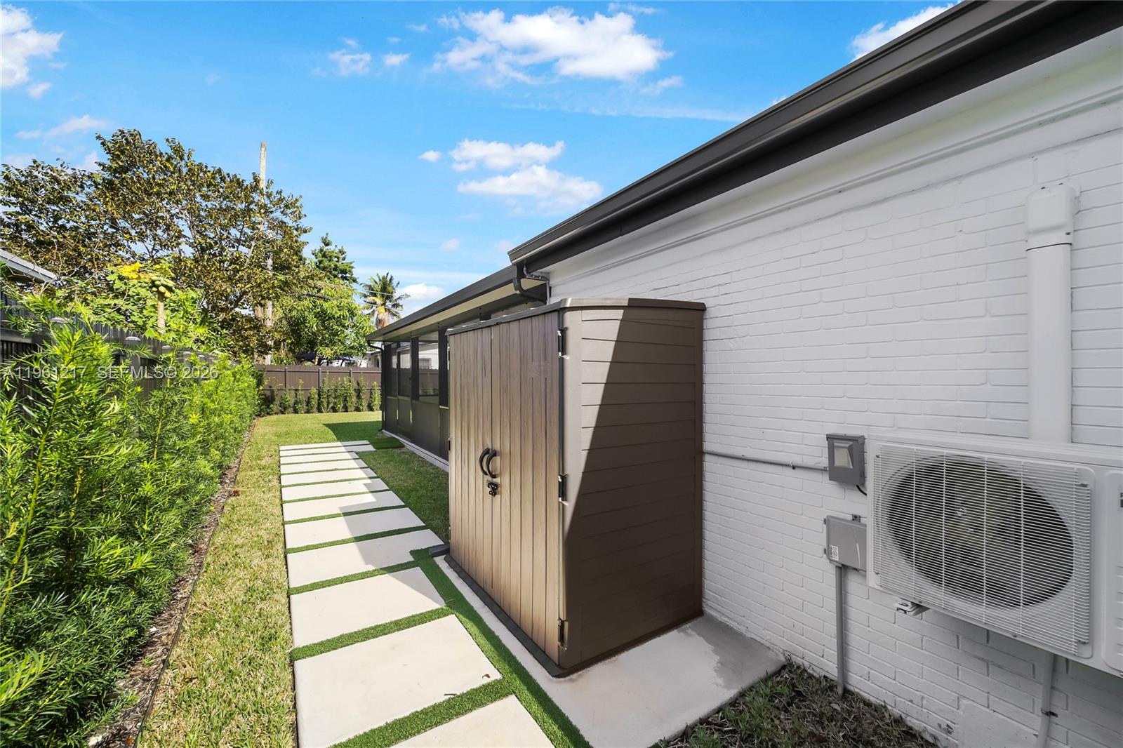 BREEZESWEPT ESTATES - Residential