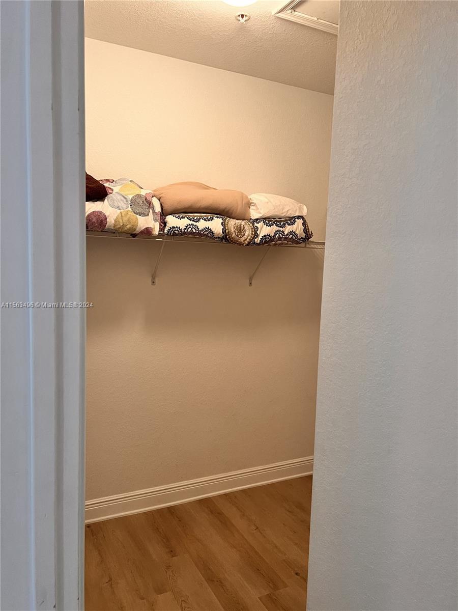 MEADOW PINES - Residential Lease