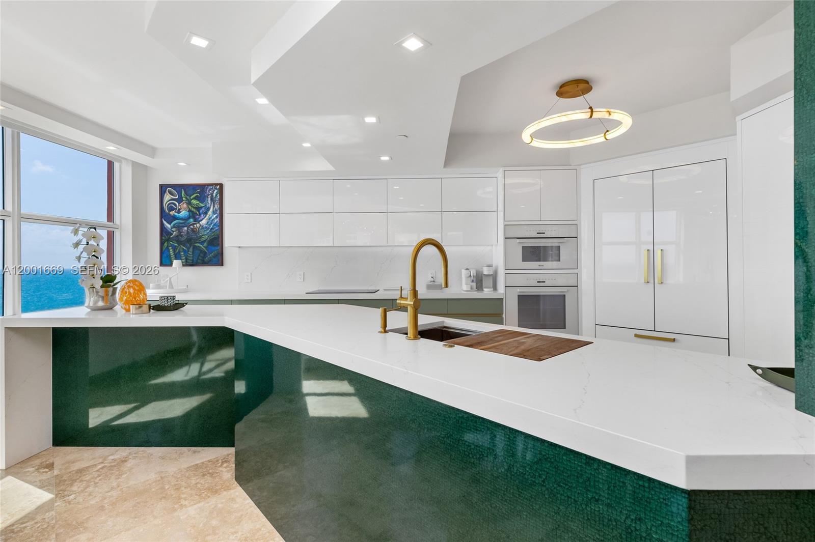 PALMS TOWER ONE CONDO - Residential