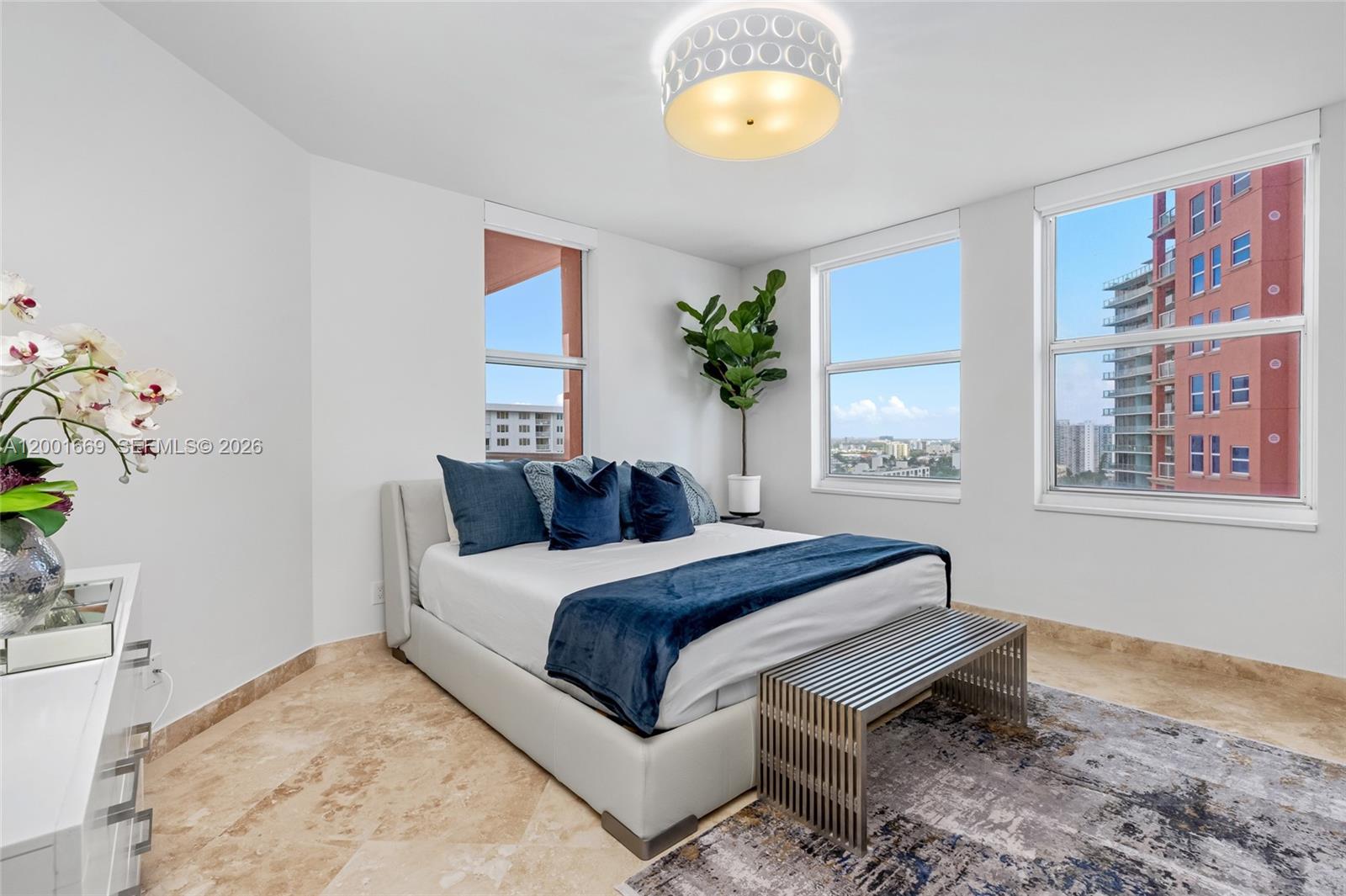 PALMS TOWER ONE CONDO - Residential