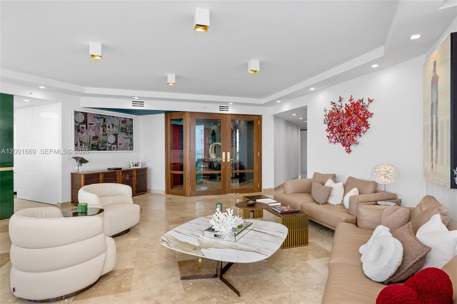 PALMS TOWER ONE CONDO - Residential