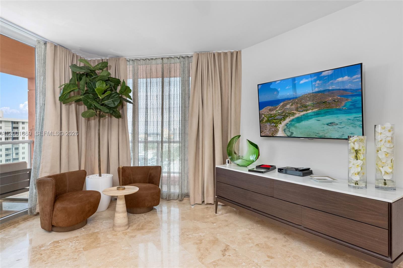 PALMS TOWER ONE CONDO - Residential