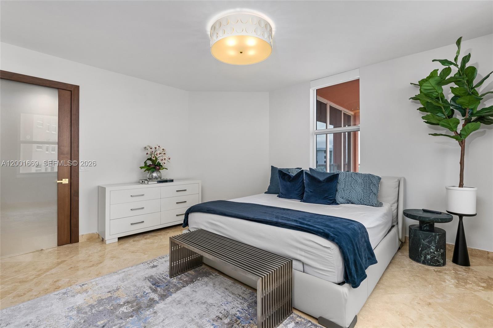 PALMS TOWER ONE CONDO - Residential