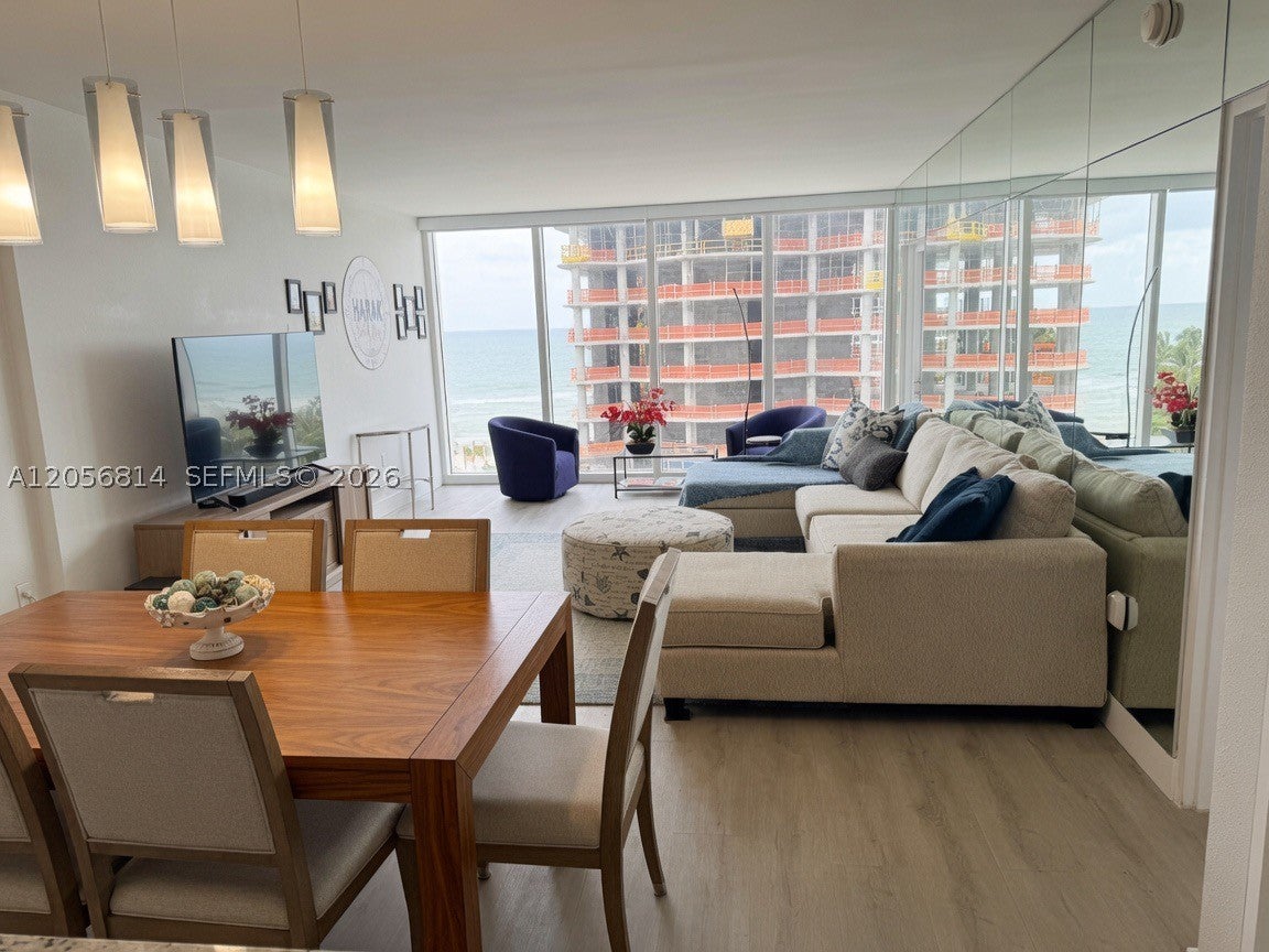 10275 Collins Ave 614