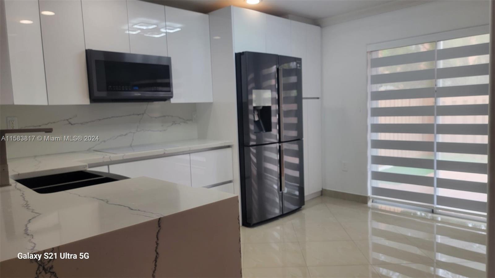 LAGO MAR 1ST ADDN - Residential Lease