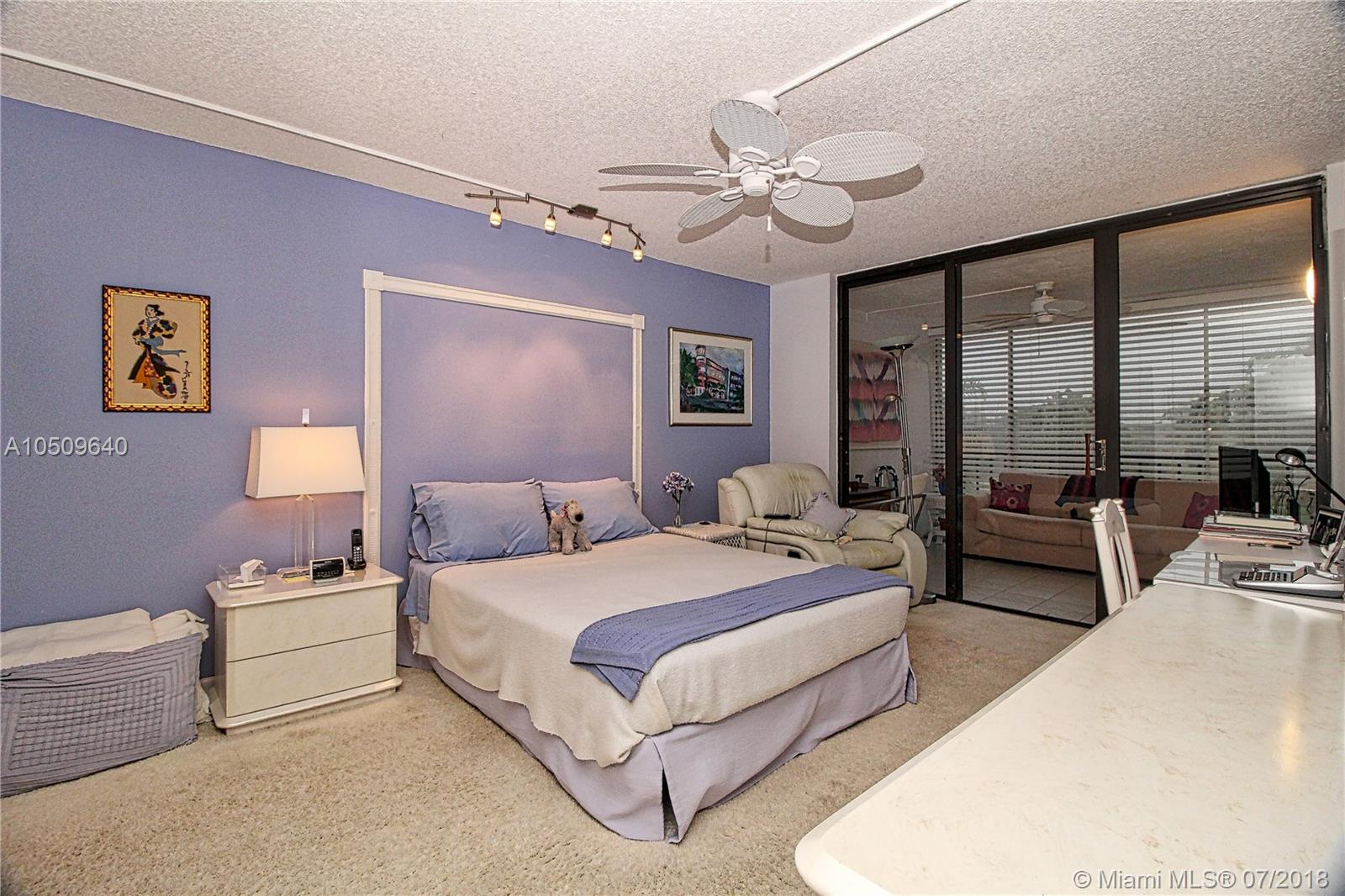 COUNTRY CLUB VILLAGE - Residential