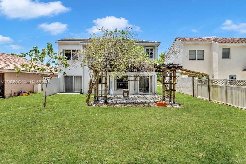 LAKES AT BOCA RATON PAR E - Residential