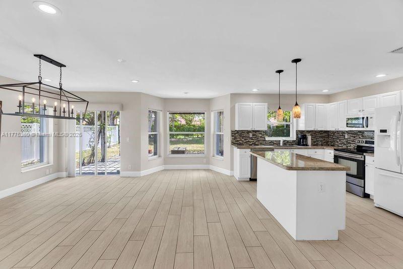 LAKES AT BOCA RATON PAR E - Residential