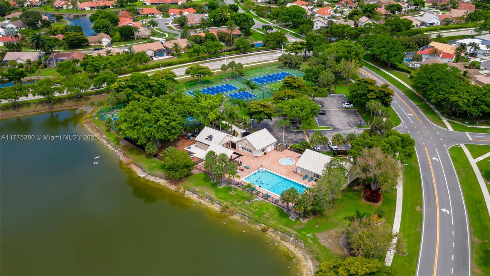 LAKES AT BOCA RATON PAR E - Residential