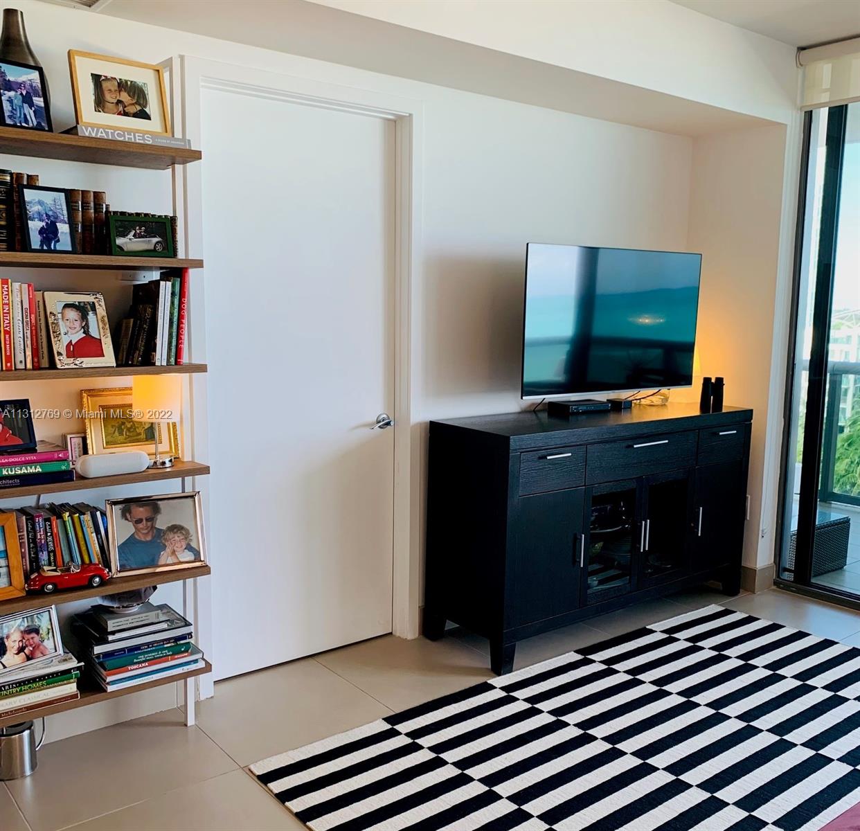 MEI CONDO - Residential