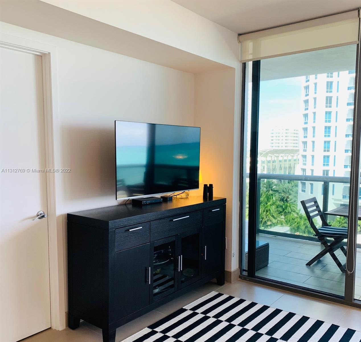MEI CONDO - Residential