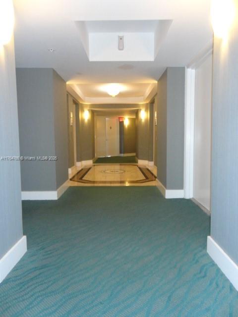 LA GORCE PALACE CONDO - Residential Lease