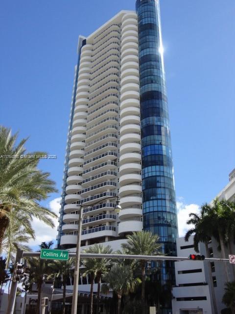 LA GORCE PALACE CONDO - Residential Lease
