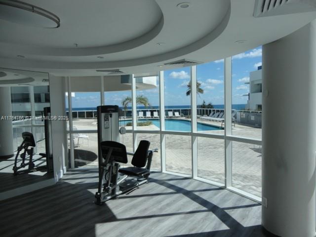 LA GORCE PALACE CONDO - Residential Lease