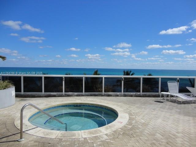 LA GORCE PALACE CONDO - Residential Lease