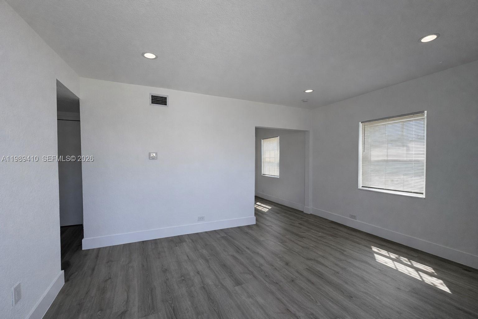 BUNCHE PARK - Residential