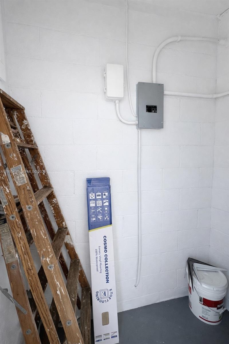 BUNCHE PARK - Residential