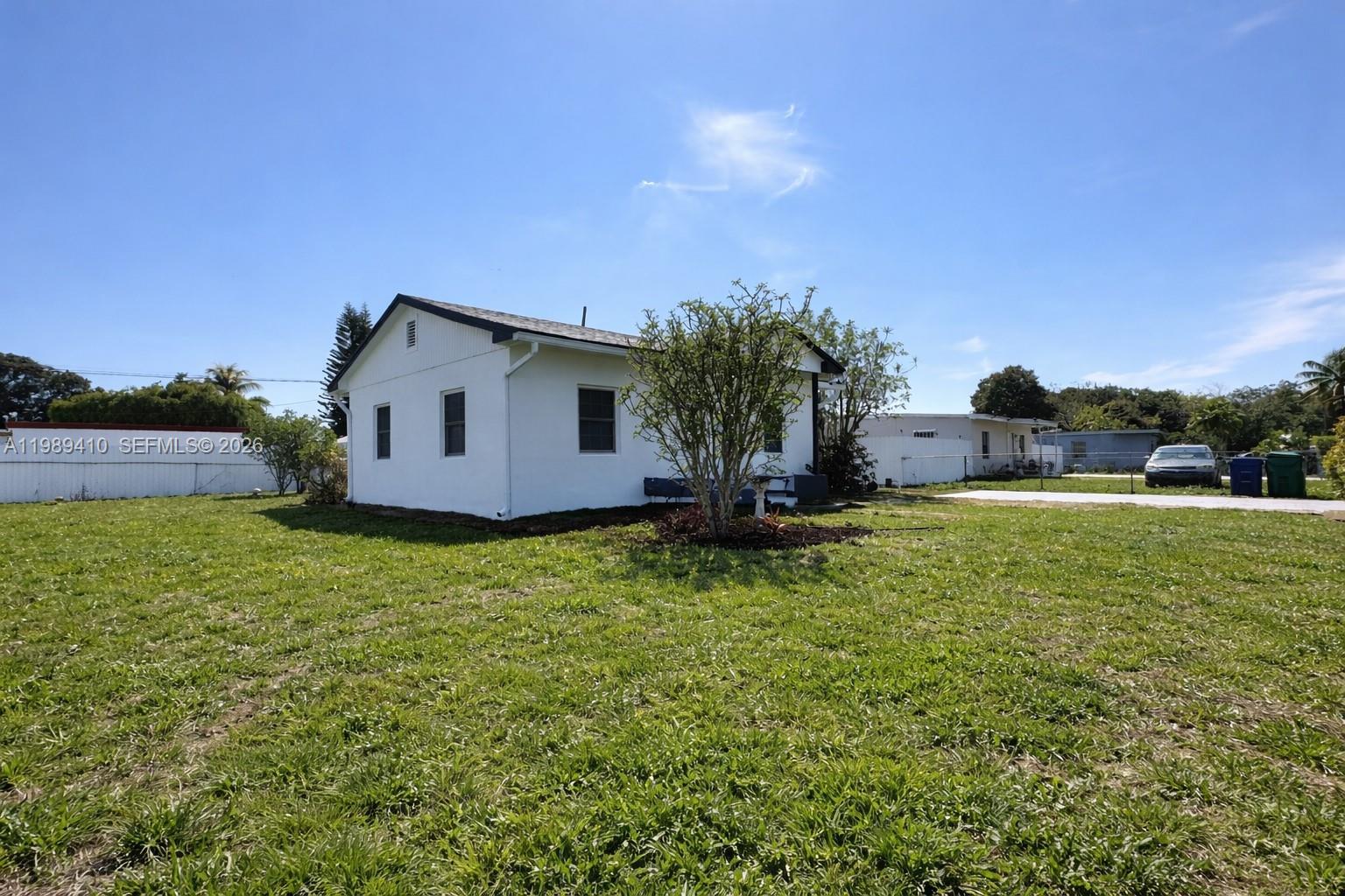 BUNCHE PARK - Residential