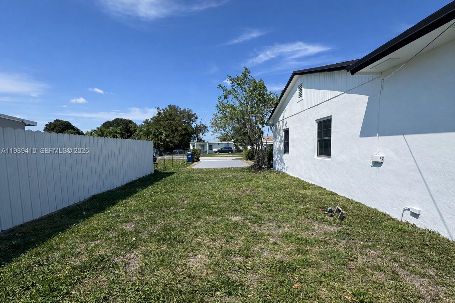 BUNCHE PARK - Residential