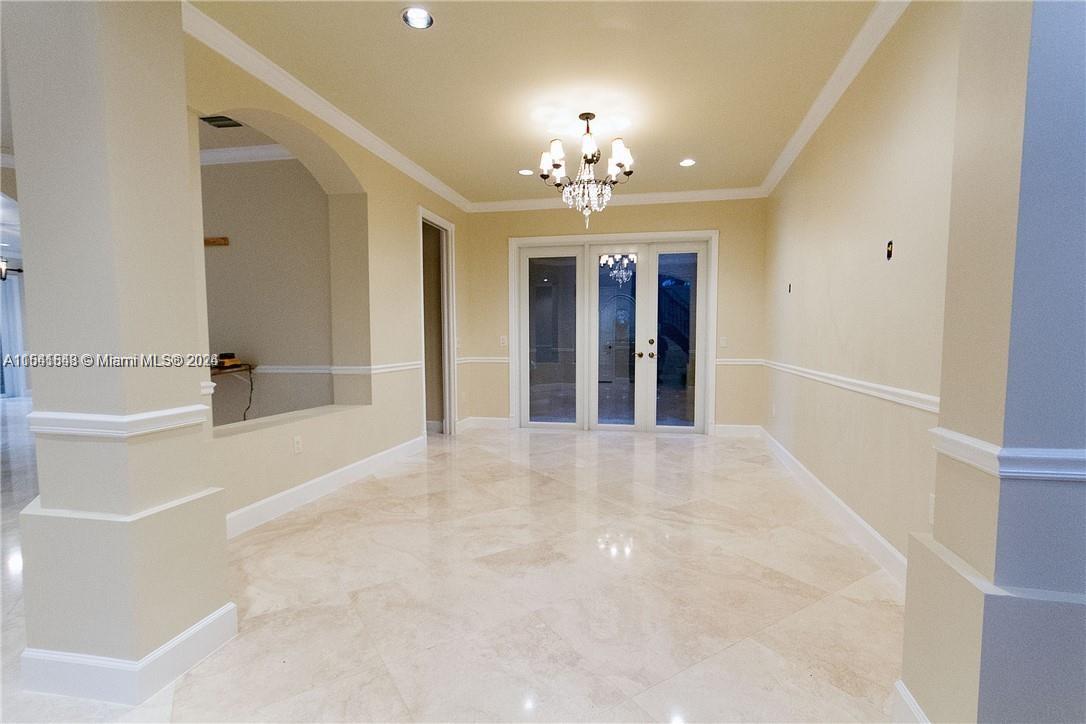 GOLDEN GATE EST & MARINA - Residential