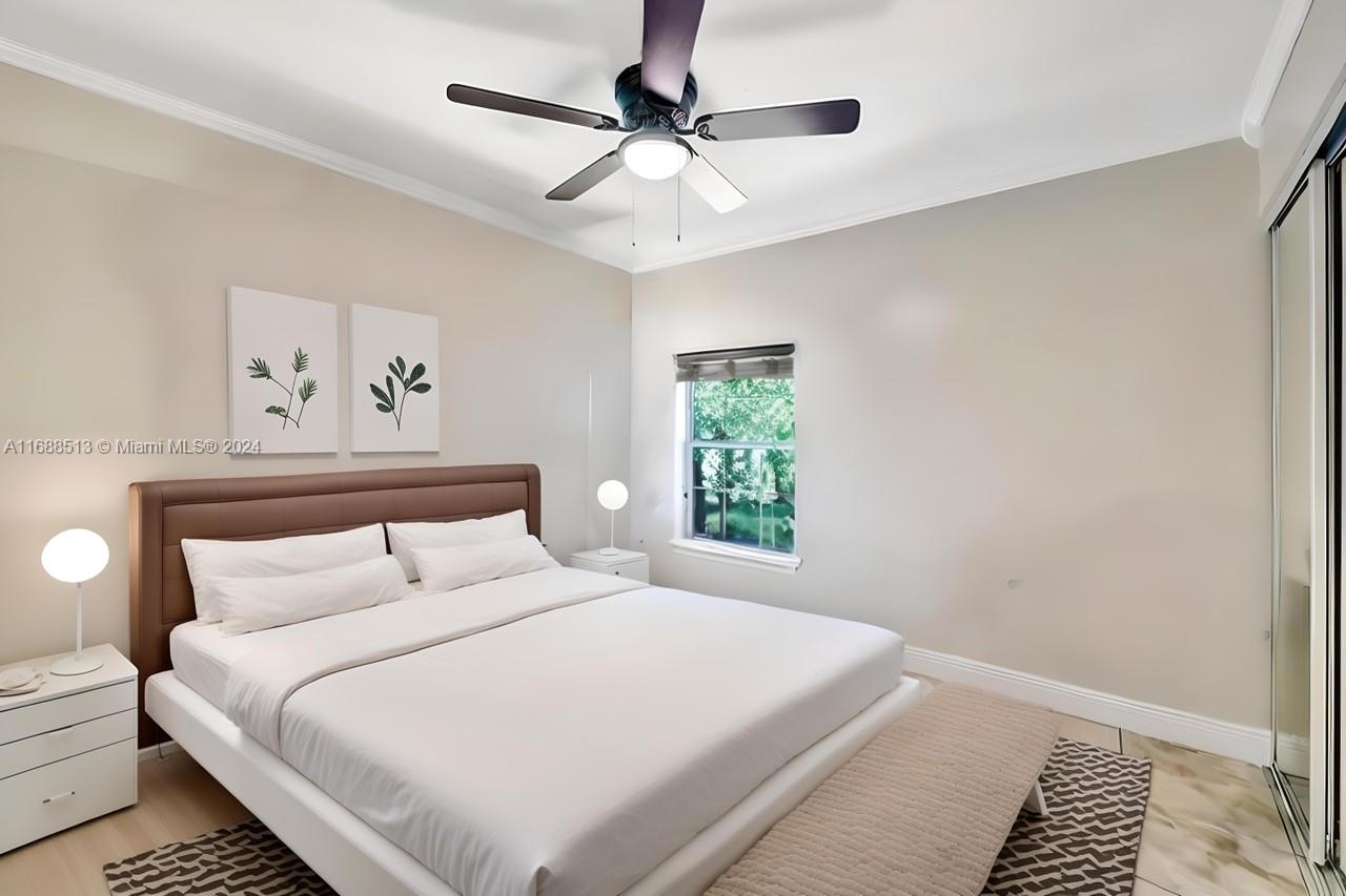 WINSTON PARK UNIT TWO - Residential