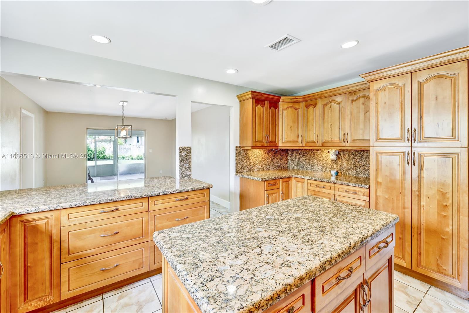 WINSTON PARK UNIT TWO - Residential