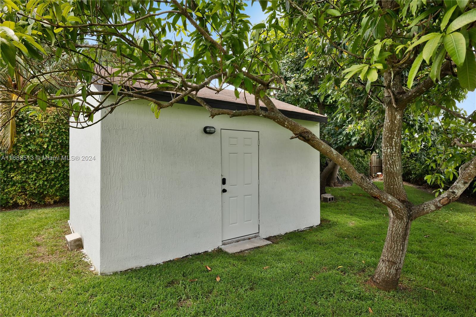 WINSTON PARK UNIT TWO - Residential