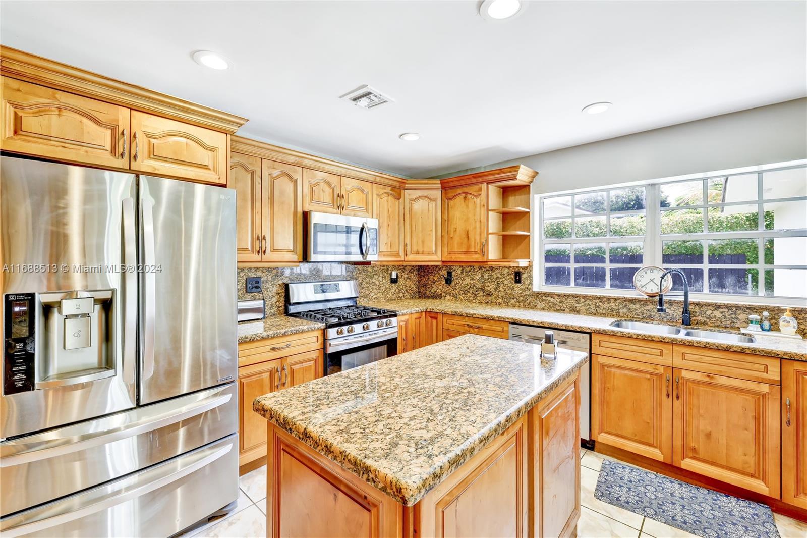 WINSTON PARK UNIT TWO - Residential