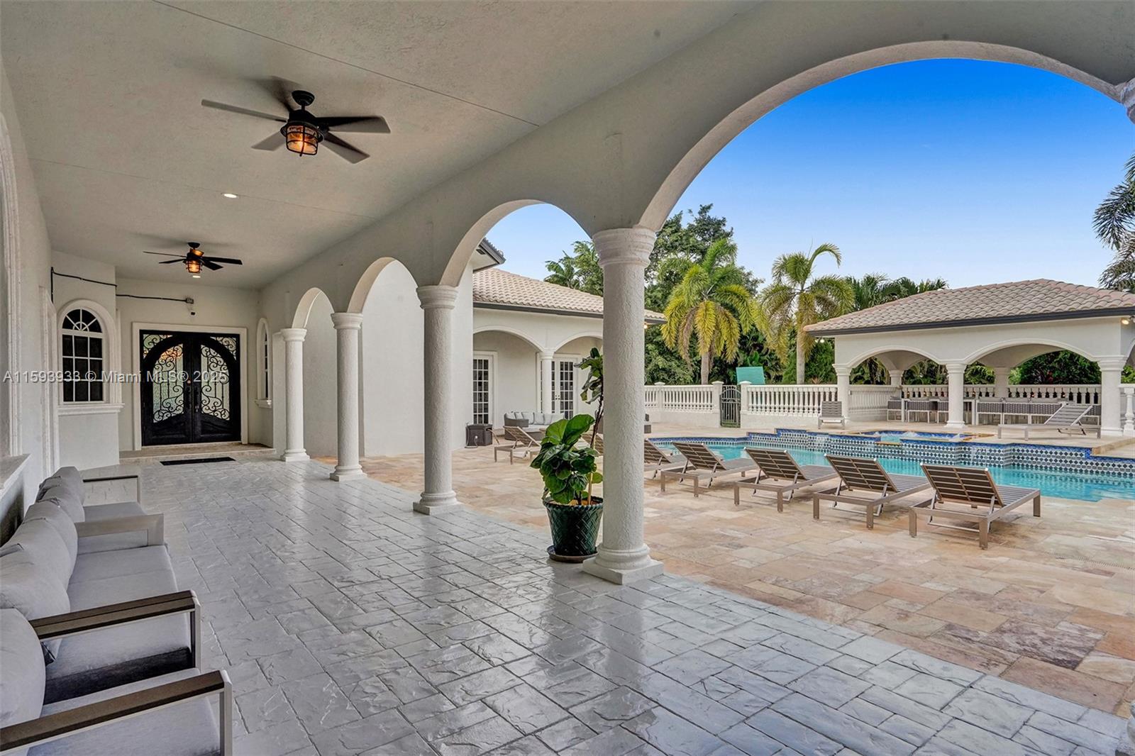 PINE MEADOW ESTATES - Residential