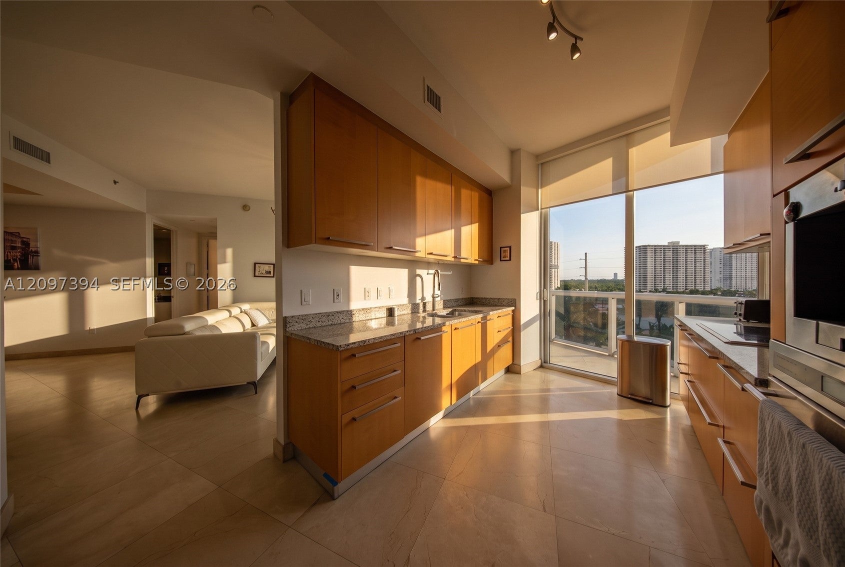 15901 Collins Ave 405