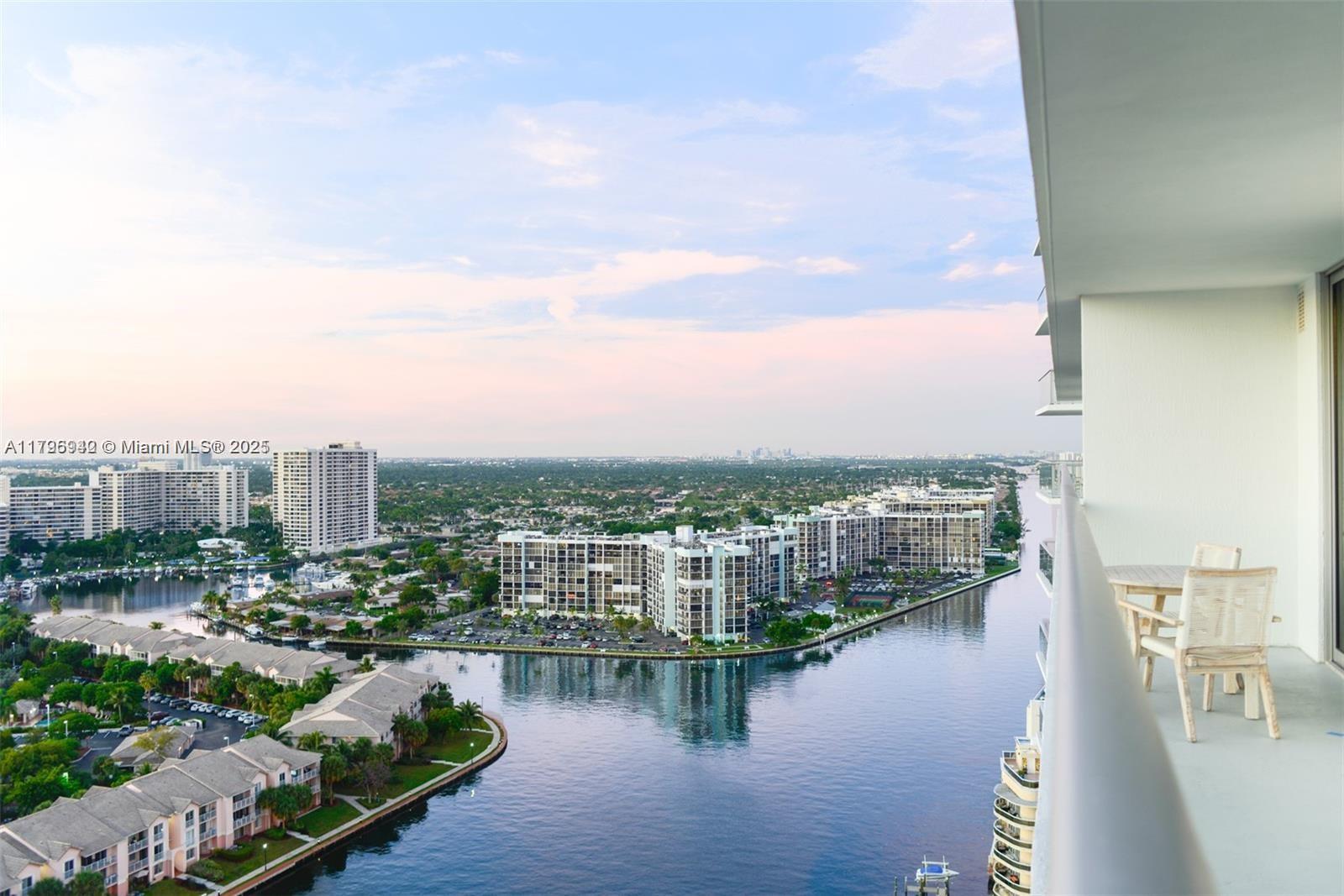 4010 S Ocean Dr R1606